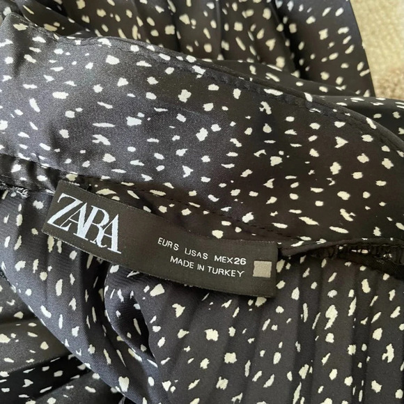 Zara Black White Pleated  Satin Effect Polka Dot Print Midi Skirt Bloggers Fav S - Picture 10 of 11